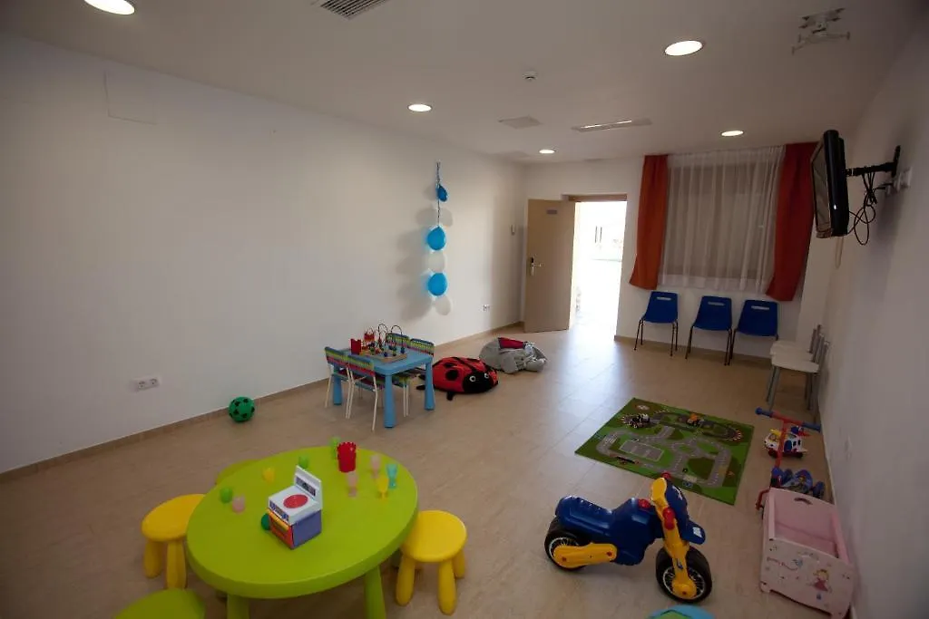 **** Apartment Aparthotel Monrural Benissanet Spain